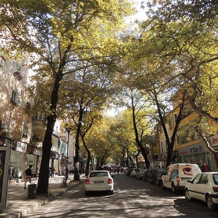 Apartamenti Vero Тирана Екстериор снимка