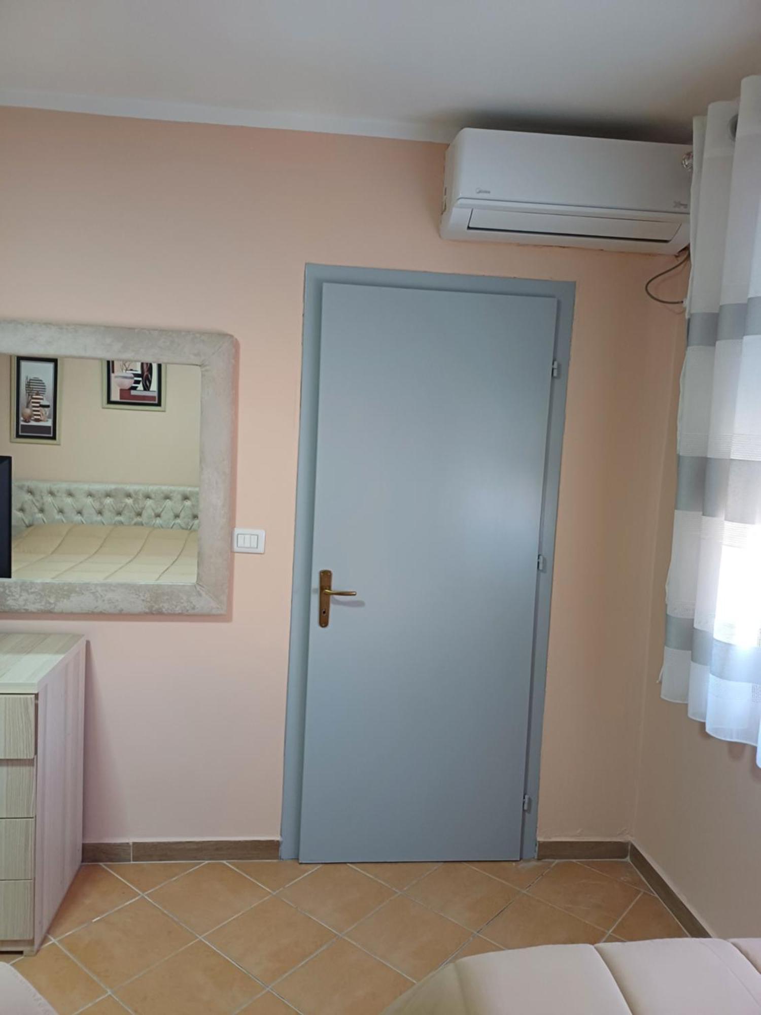 Apartamenti Vero Тирана Екстериор снимка