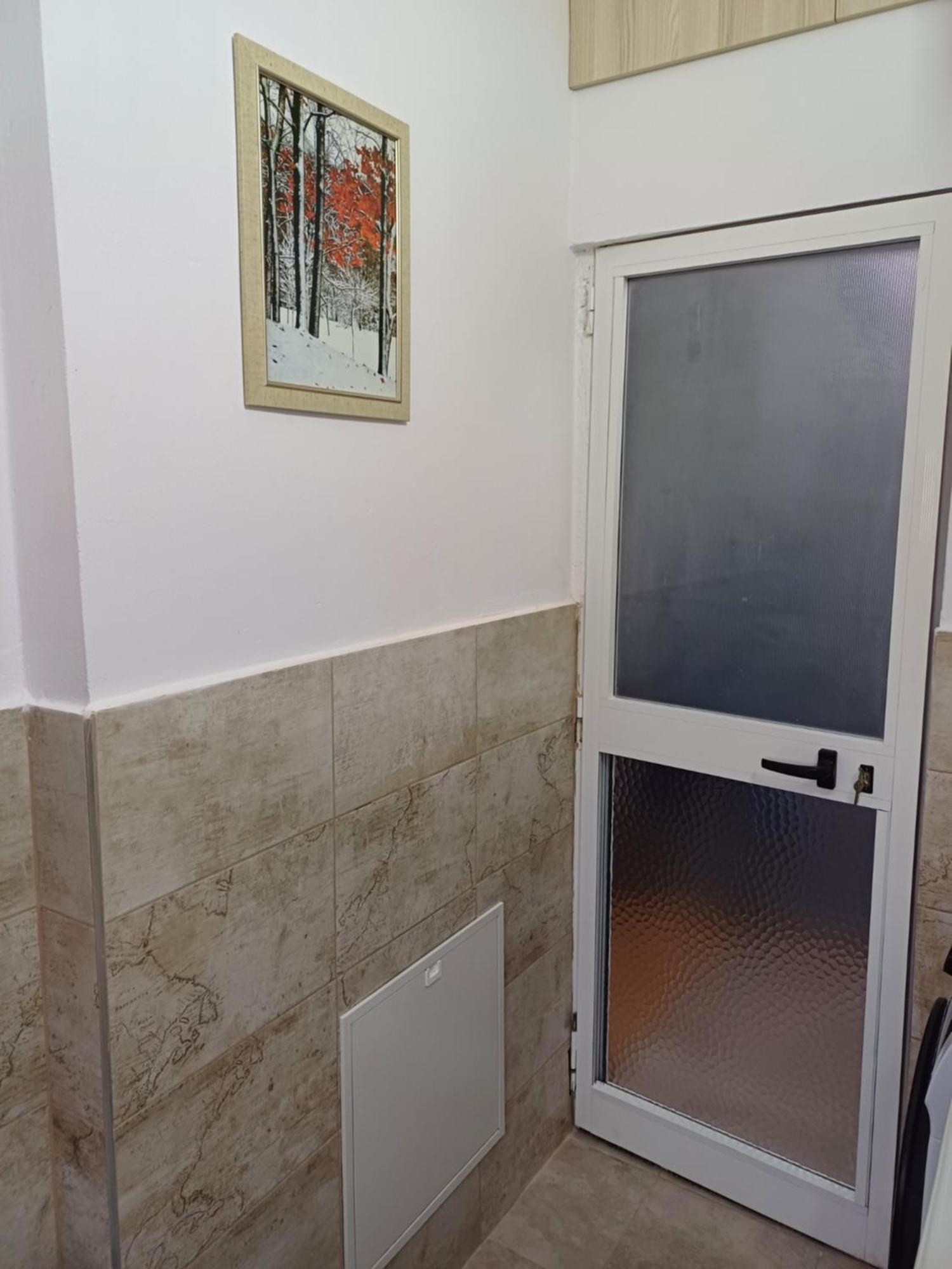 Apartamenti Vero Тирана Екстериор снимка