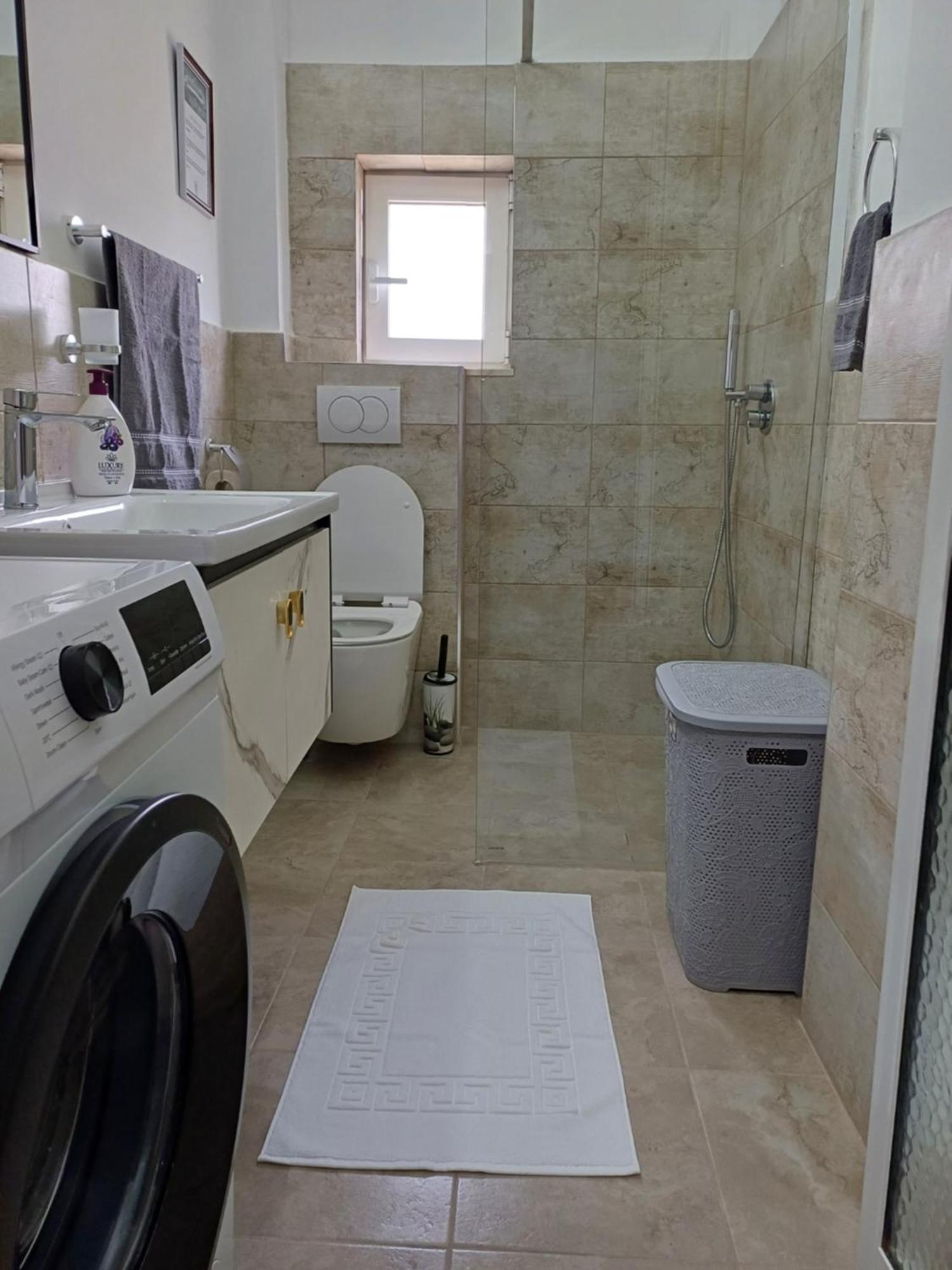 Apartamenti Vero Тирана Екстериор снимка