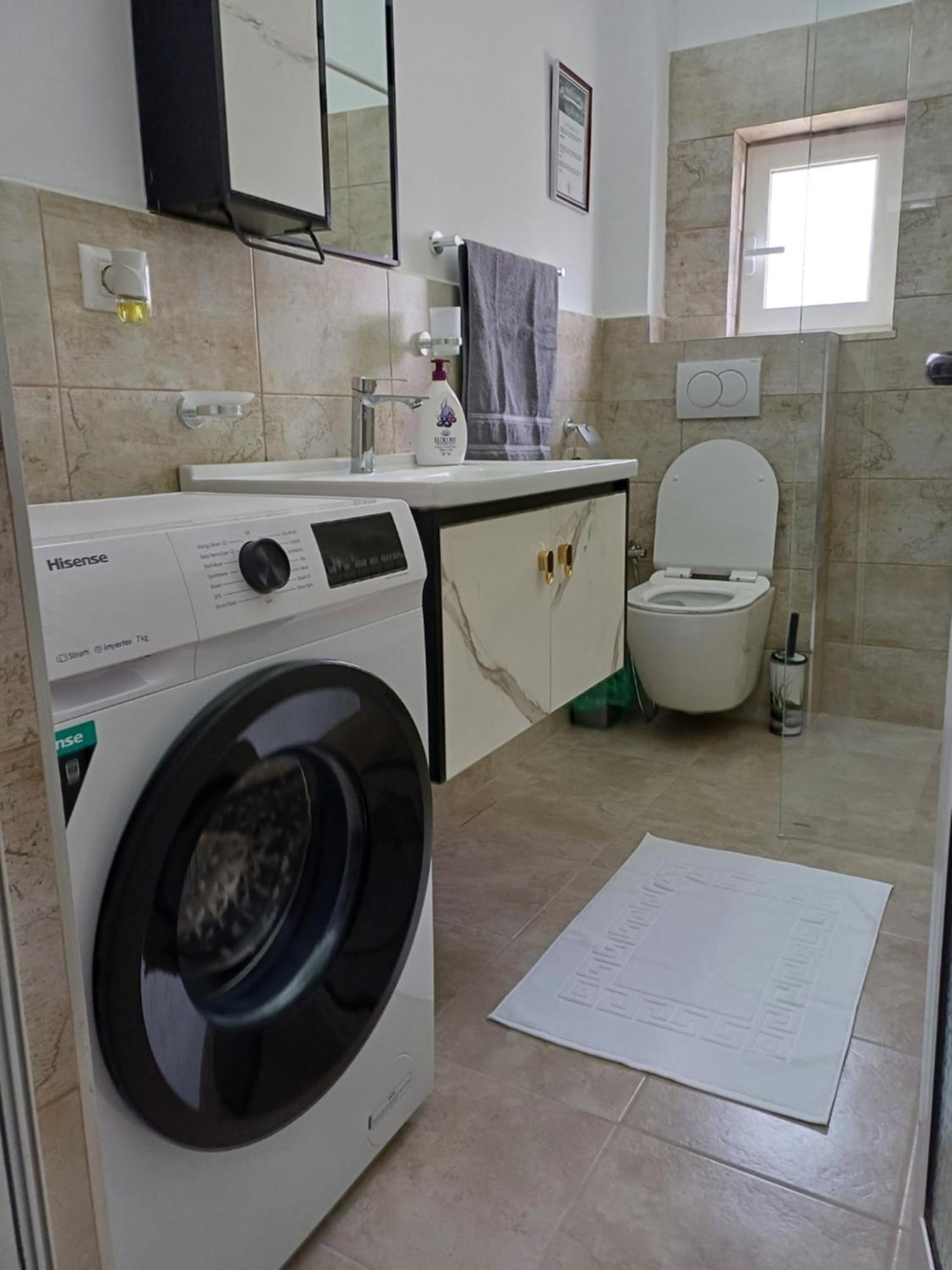 Apartamenti Vero Тирана Екстериор снимка